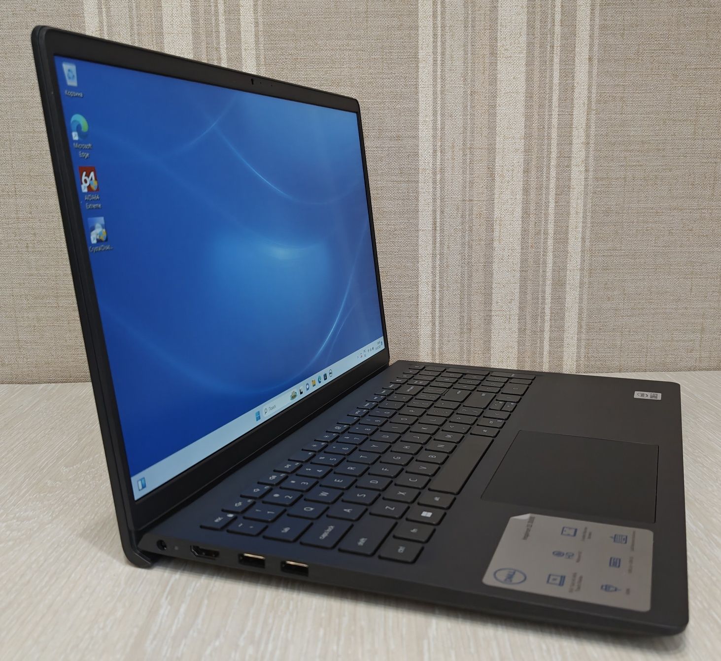Dell 15,6" сенсорний IPS FHD, Core i5-1035G1, 8Gb DDR4, 256Gb SSD