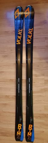 Narty Volkl RTM 75 iS o długości 159 cm same deski bez wiązań.