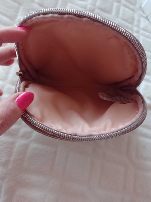 Rimmel London/ Ekskluzywna Saszetka, kosmetyczka Gold Rose