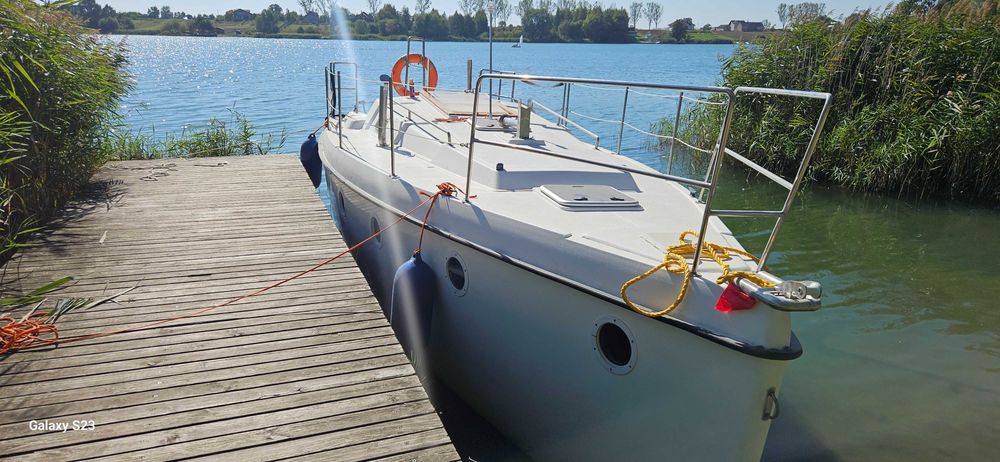 Jacht żaglowy Libra 8.8m