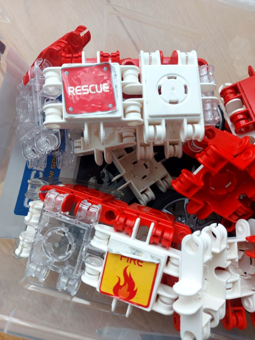 Clickformers rescue set i space set straż pożarna kosmos robot