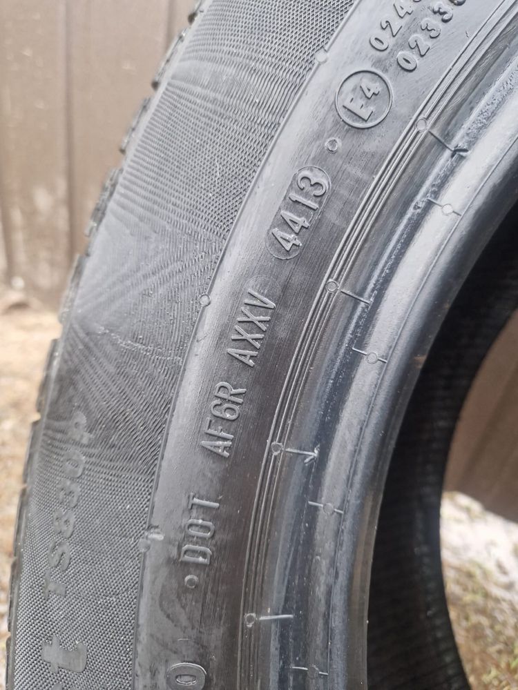 Opony zimowe Continental 225/55 R16 komplet