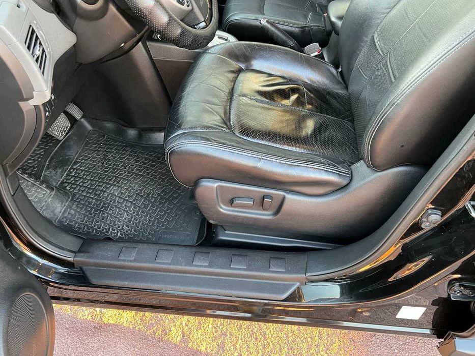 Продам Nissan X-Trail T31 2.5 4WD