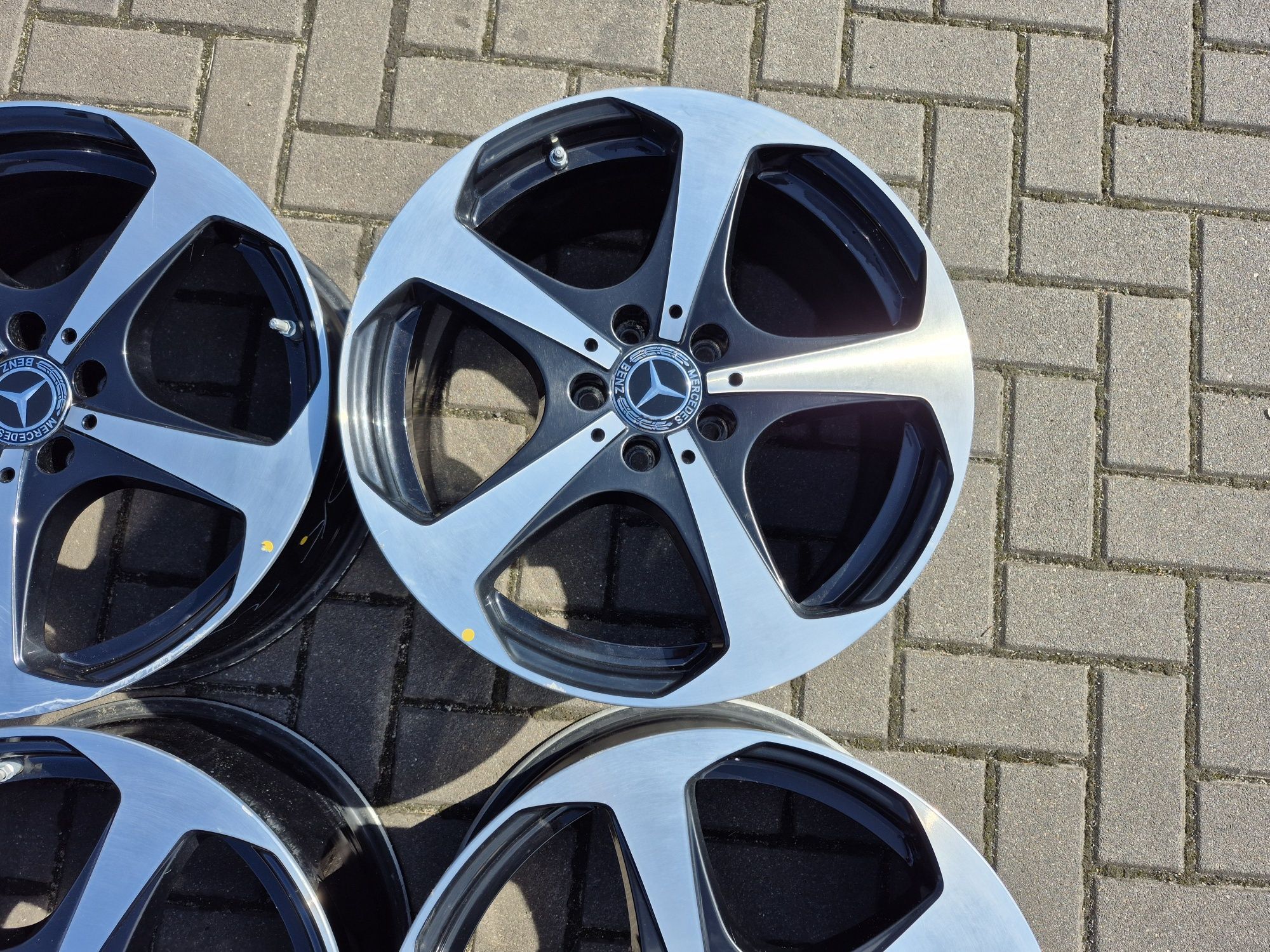 Felgi Alu z Czujniki Oryg MERCEDES 2xSzerokość 5x112  18 Cal 7.5J 8.5J