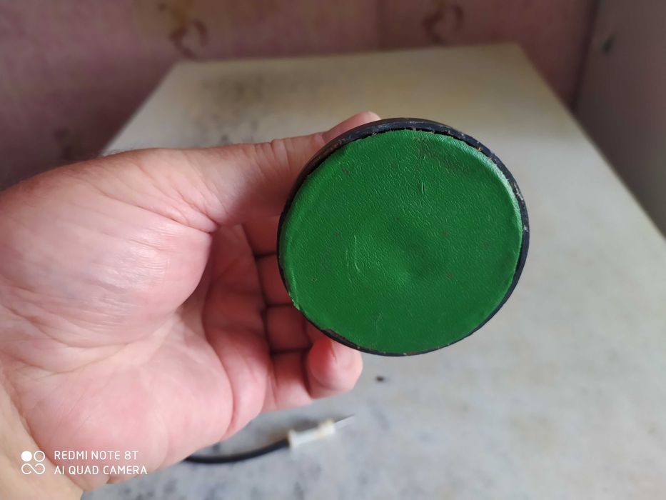 Антенна автомобильная сьемная на магните.