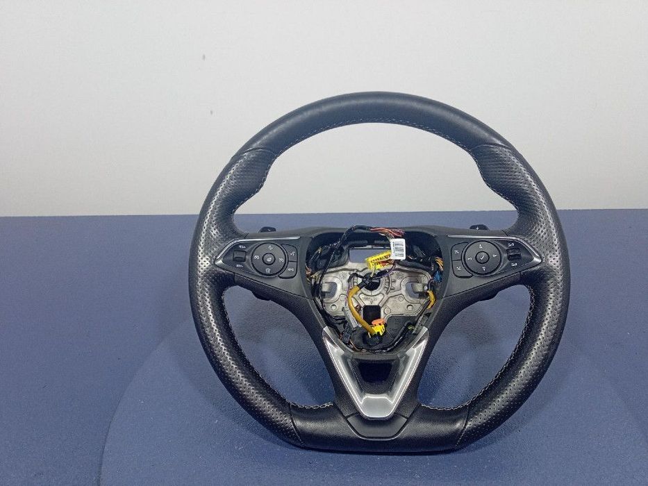 OPEL INSIGNIA B KIEROWNICA MULTIFUNKCJA SKÓRA ŁOPATKI OPC 39096102