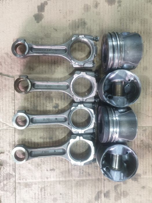 Поршень Поршня Шатун Шатуни Hyundai Santa Fe сантафе 2.2 crdi D4EB