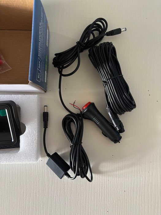 Kamera cofania z monitorem czarna Tomoia T1