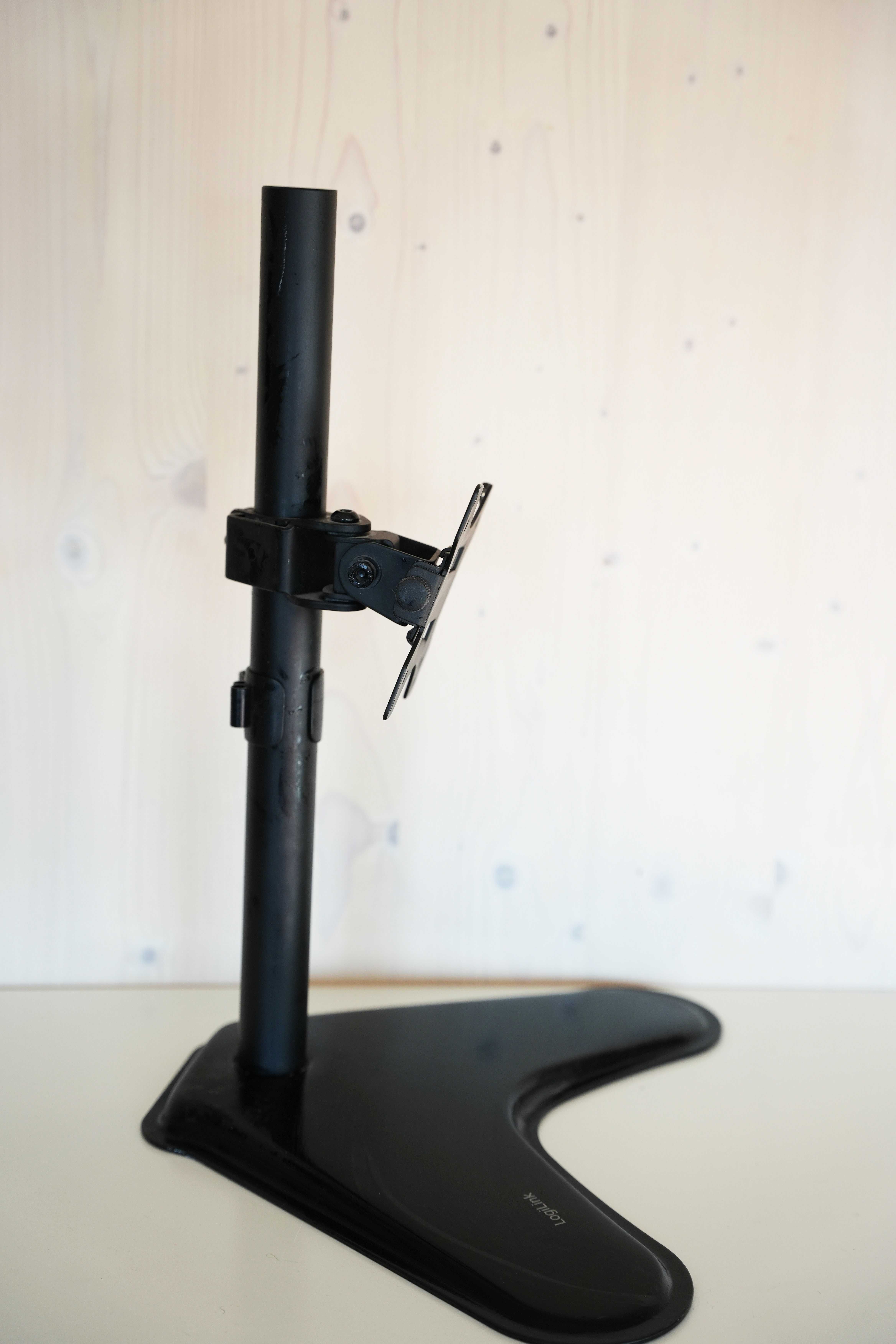 Elegancki i Regulowany Stojak na Monitor Logilink- darmowa wysyłka