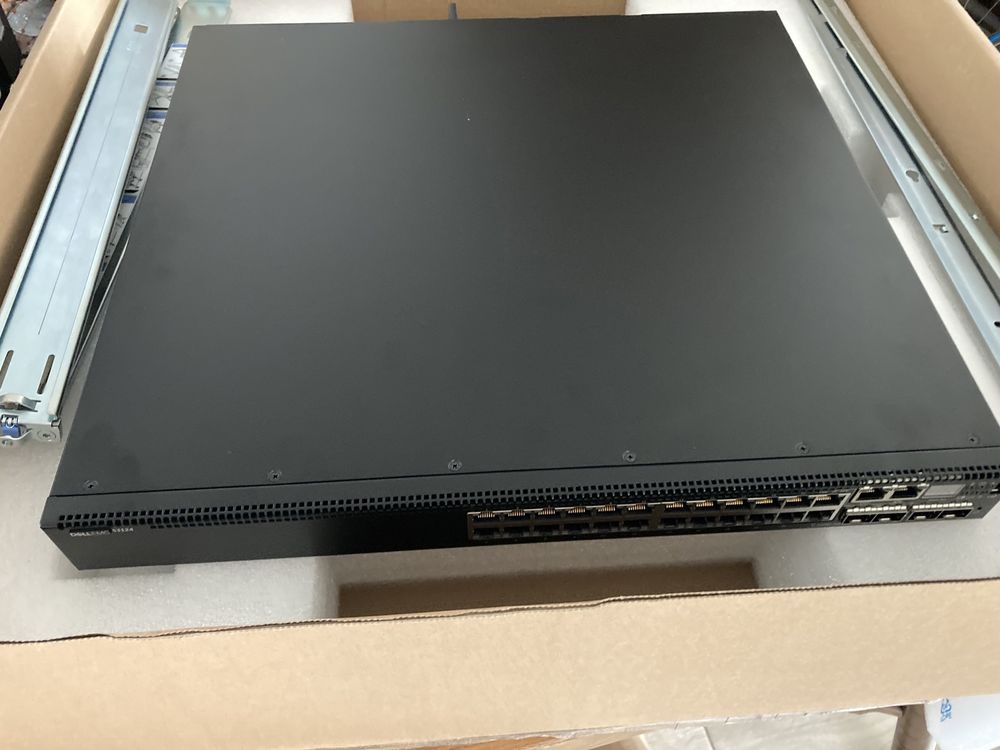 Sprzedam Switch Dell EMC S3124 lub zamienię na sprzęt dla dj, gitarę,