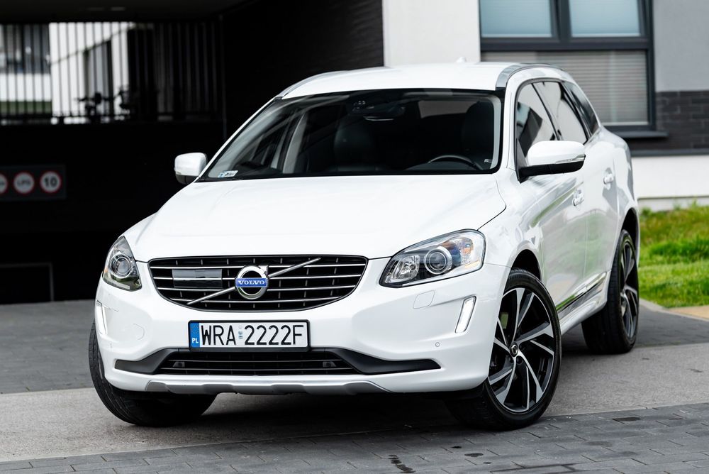 Volvo XC 60 2.4D 215KM AWD Xenon BLIS Grz. Fotele Skóra City Safety Radar Serwis