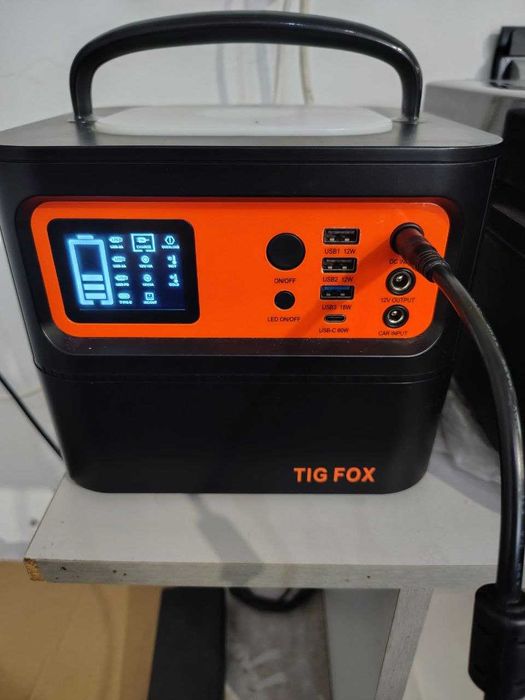 Продам портативна зарядна станція TigFox T-500, Емність 600 Ват