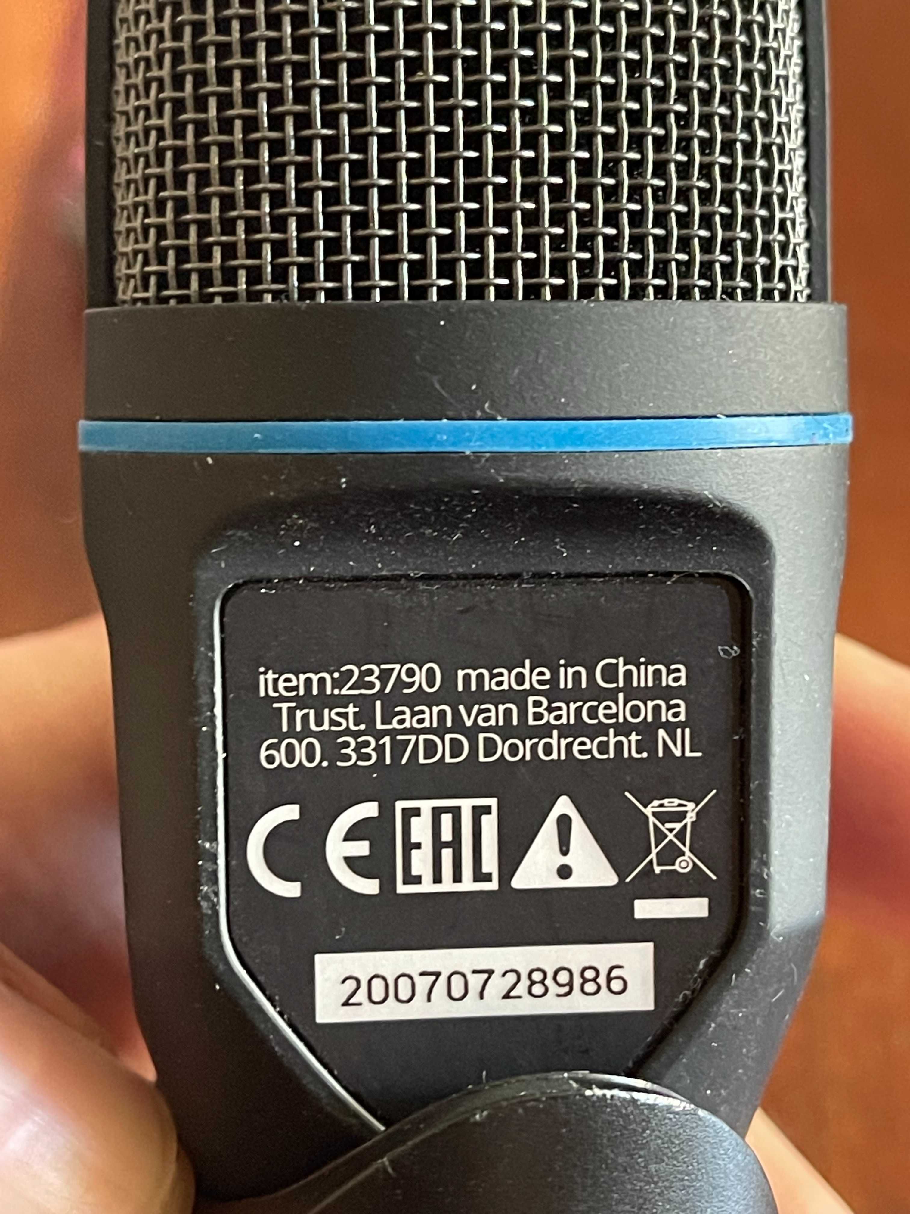 Mikrofon TRUST 23790 czarno-niebieski kondensator statyw Plug and Play