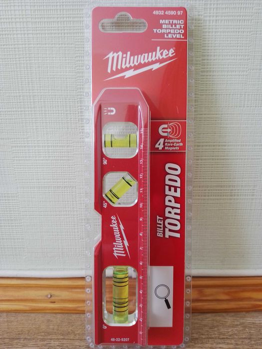 Рівень Slim Box MILWAUKEE, 10/20см / Уровни строительные