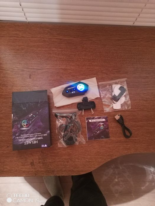 Продам. Мотогарнітура для шолома

Y12 Bluetooth з динаміком водонепрон