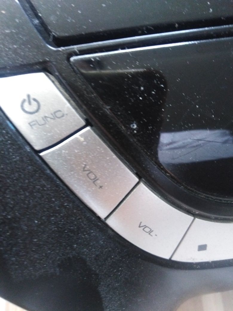 Radio z wejściem na płyty i usb