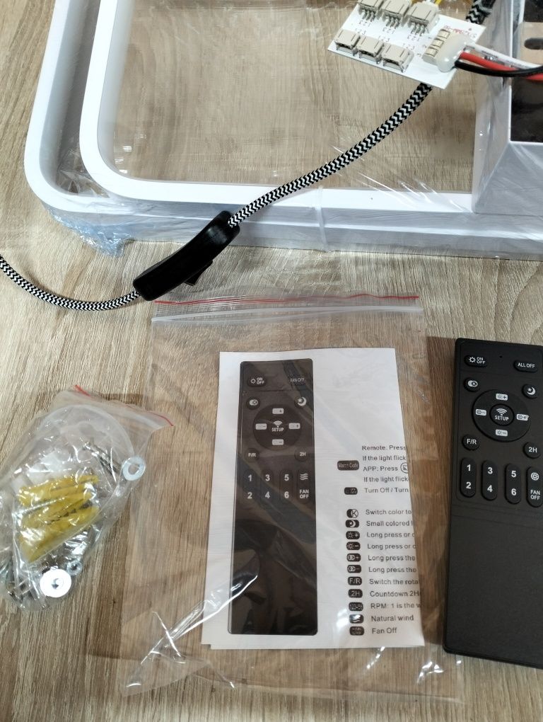 Wentylator sufitowy MiiR z oświetleniem LED 80 W z pilotem