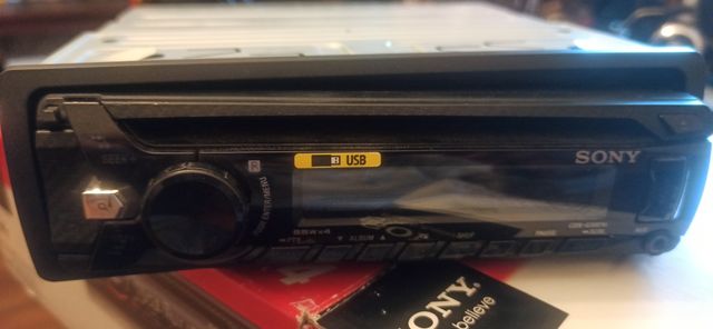 Radio Sony cdx-g1001U