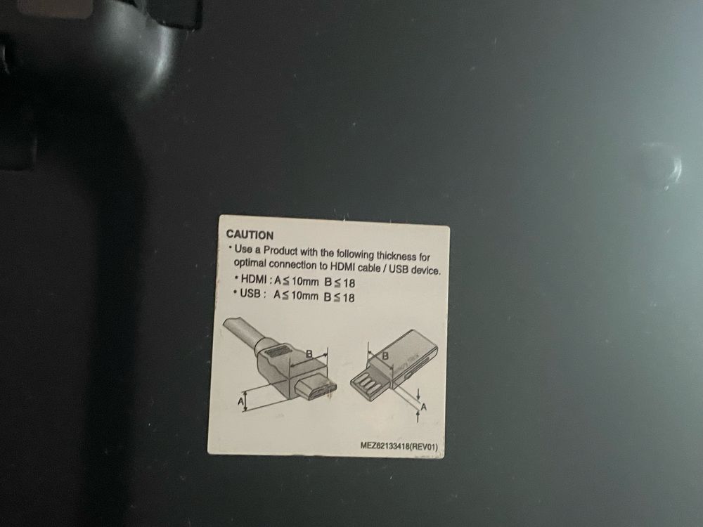 Телевізор LG 37LV5590