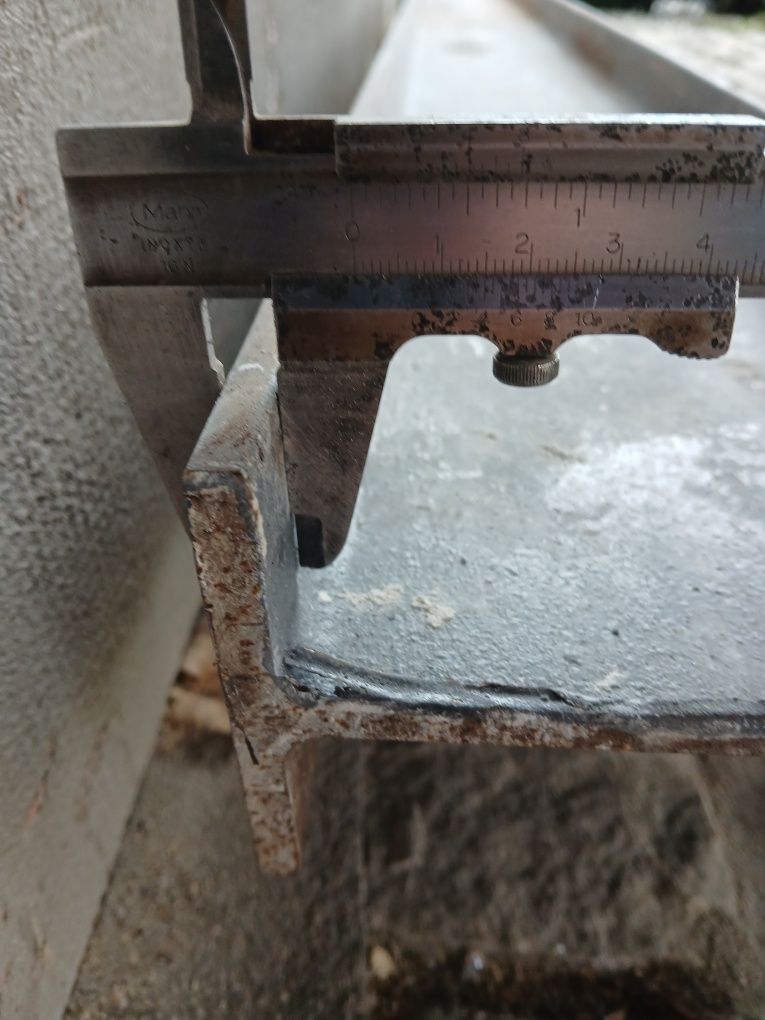 Dwuteownik stalowy 218x14x7,5cm gr 7mm
