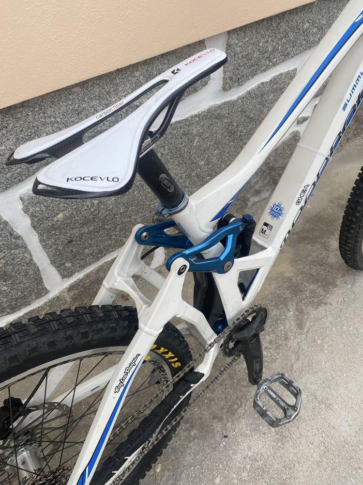 Mondraker Summum Pro Team – Edição 10º Aniversário | Downhill 26” |