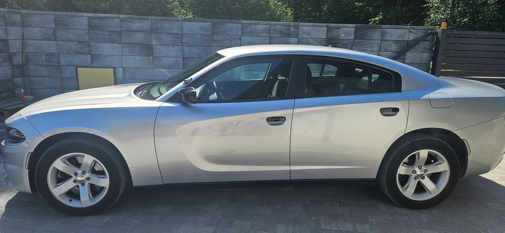 Dodge Charger Dodge Charger 5,7 hemi awd 4x4 wersja police