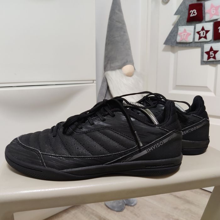 Buty halowe - halówki Decathlon Imviso rozm. 38