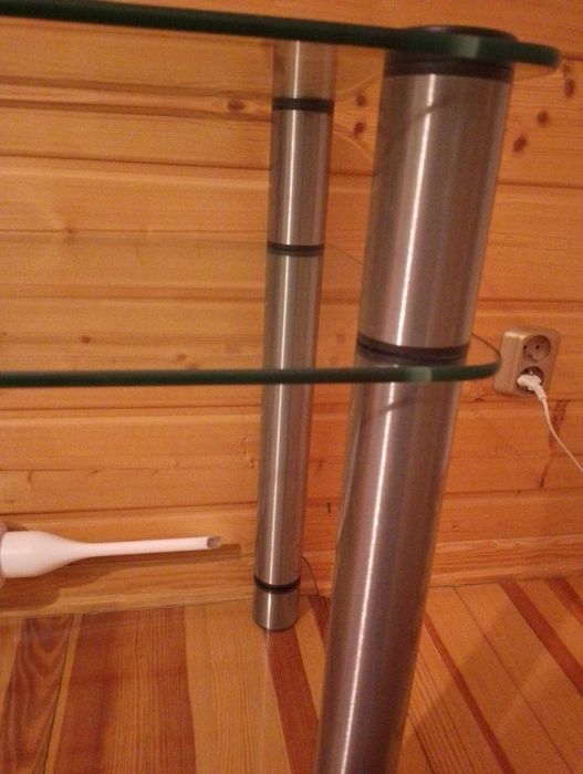Szklany stolik RTV