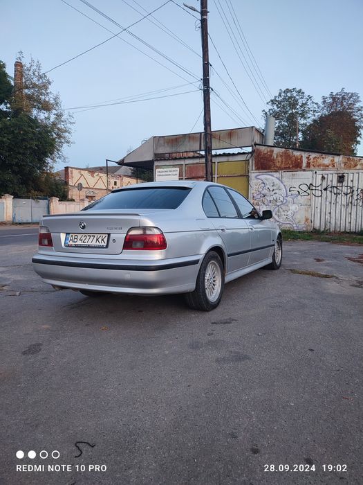 ...Продам Беху Е39...