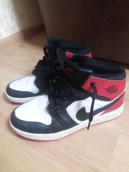 Зимові кросівки  Nike 41р.