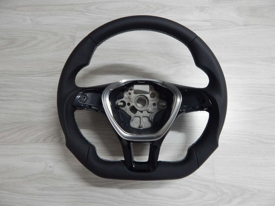 VW Golf VII - kierownica nowa skóra sport pod multifunkcje bez kaucji