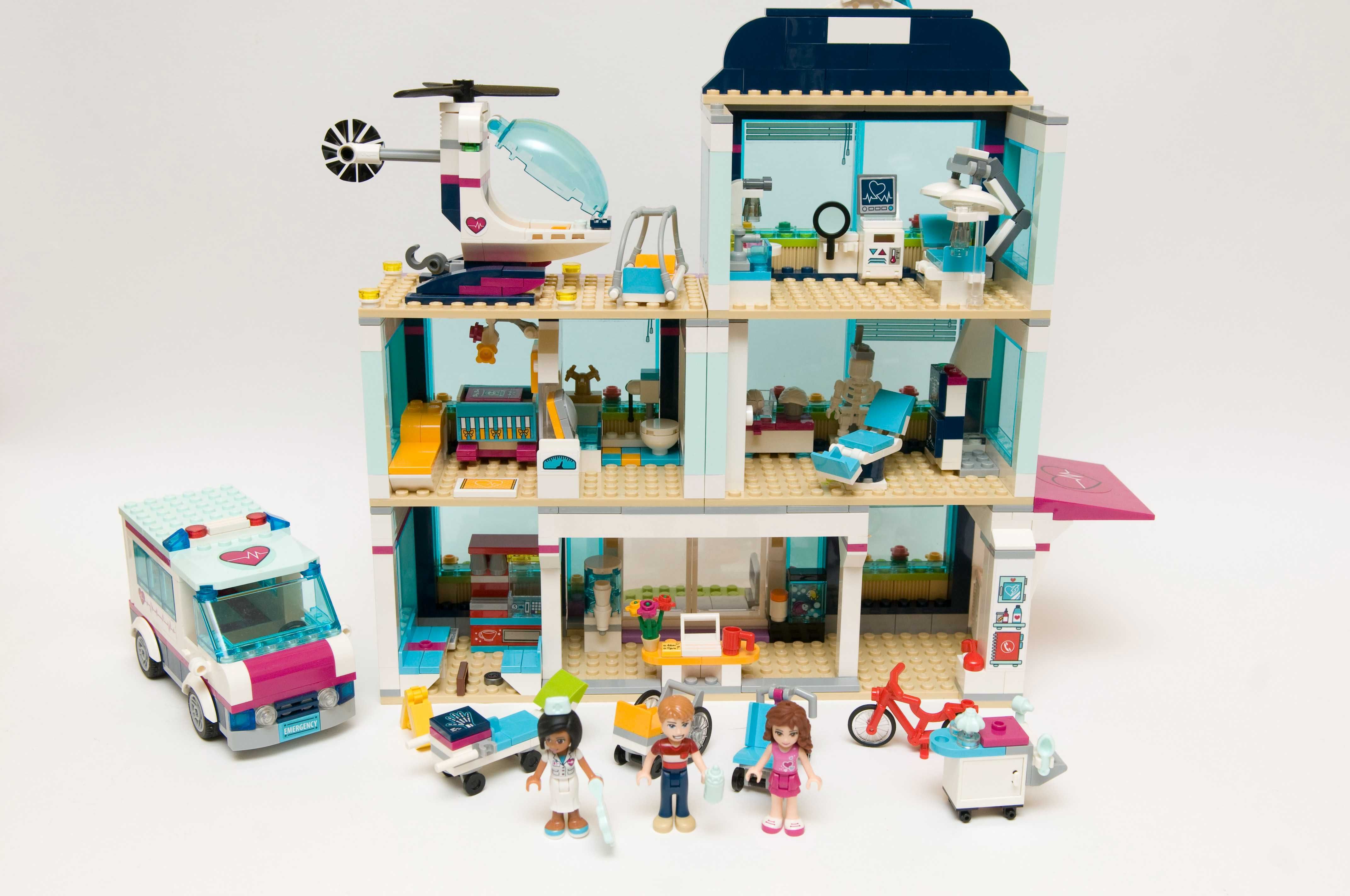 LEGO 41318 Friends - Heartlake Hospital