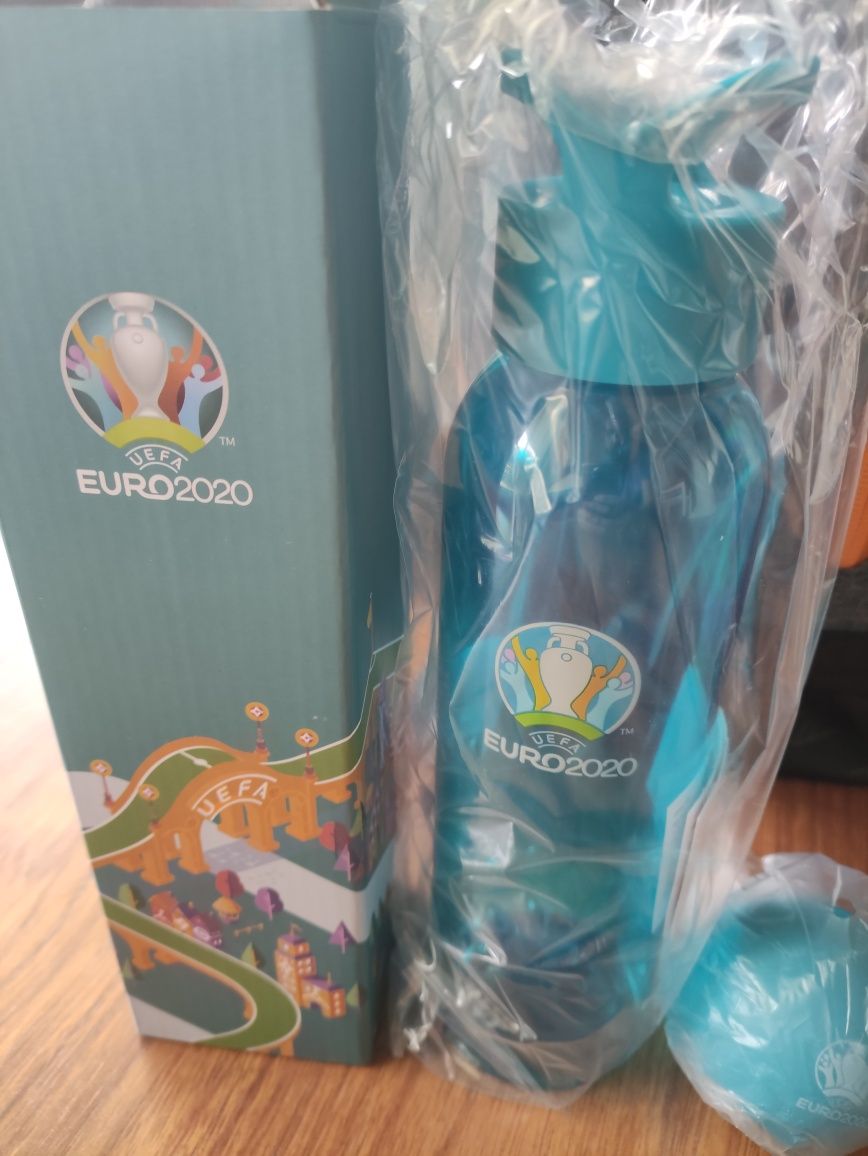 Mochila Oficial Euro 2020 UEFA + brindes oficiais