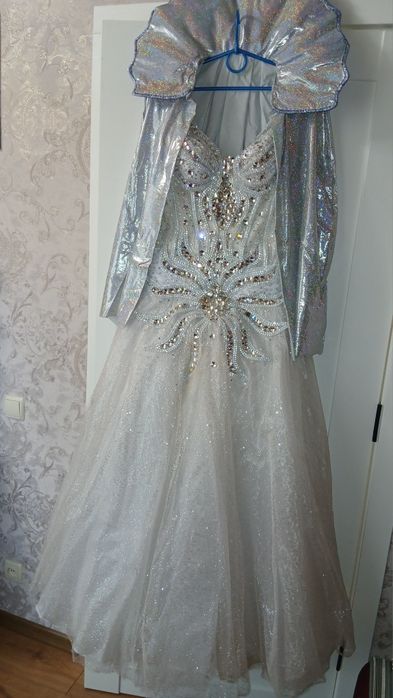 Костюм Снежная королева воротник корона платье все в комплекте