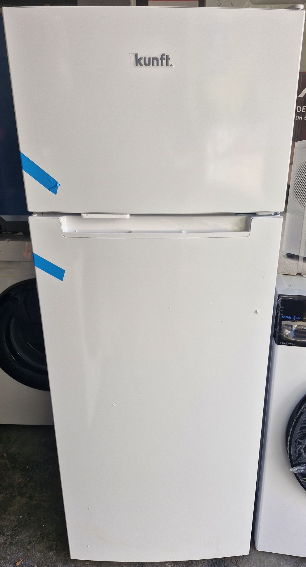 Frigorífico com congelador kunft