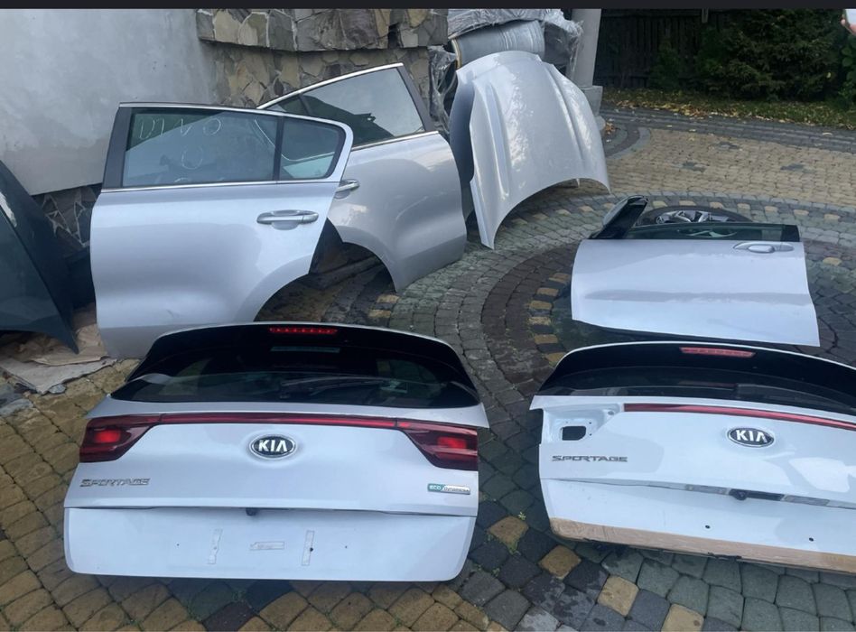 Kia Sportage 4 Двері (кіа спортейдж) 76003-F1000