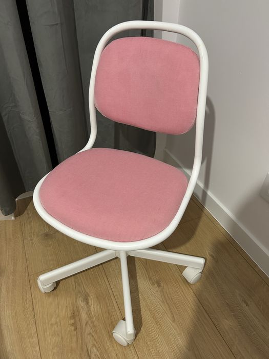 IKEA ORFJALL krzesło biurowe obrotowe kolor różowy dziecięce