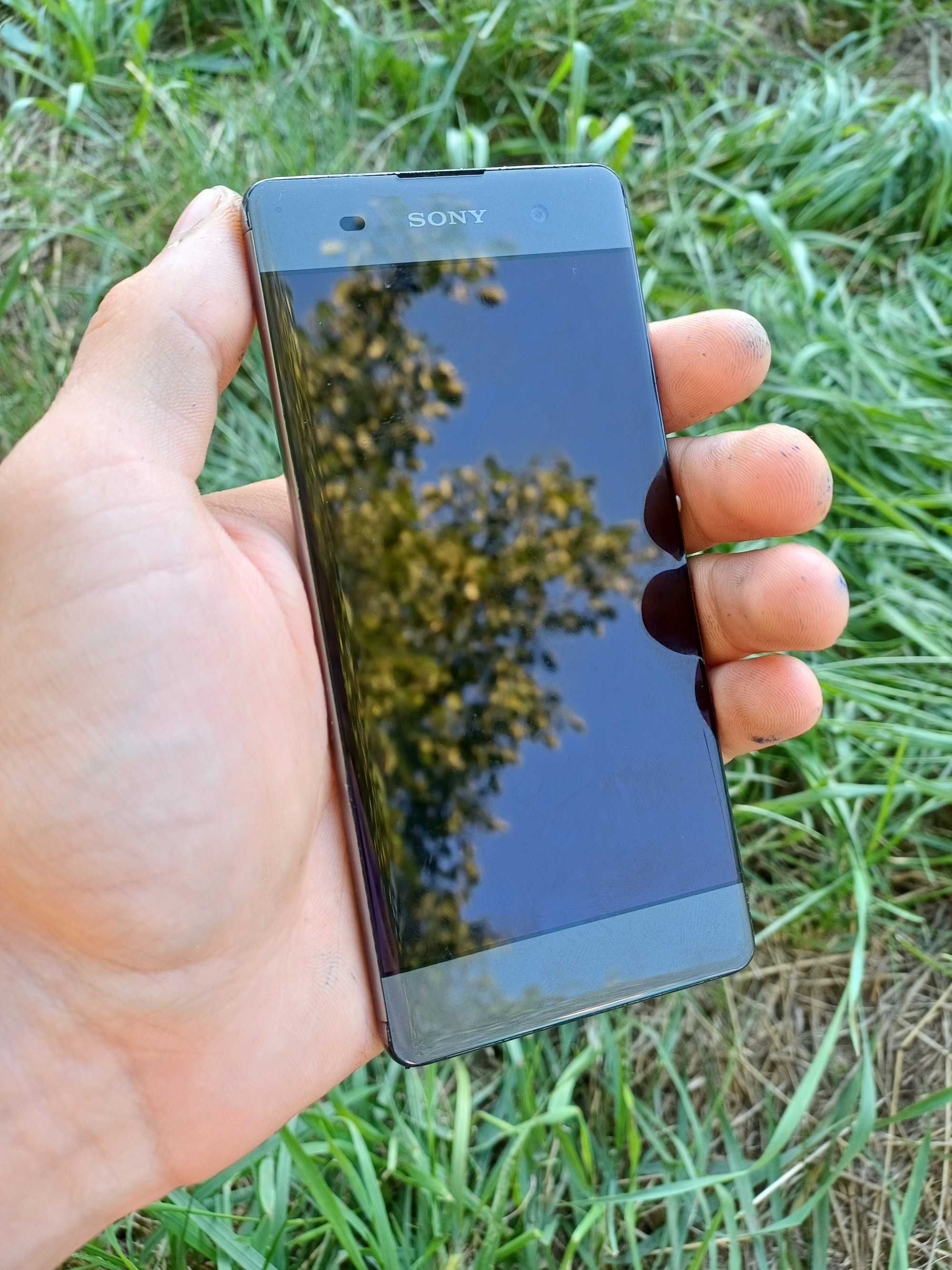 Sony Xperia XA 2/16GB + чехол