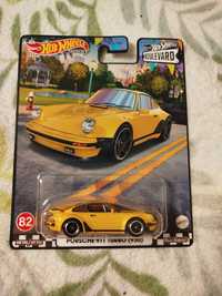 Hot wheels premium Porsche 911 turbo. Rezerwacja