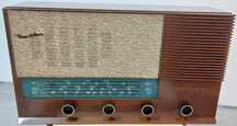 Rádio antigo Philco 303