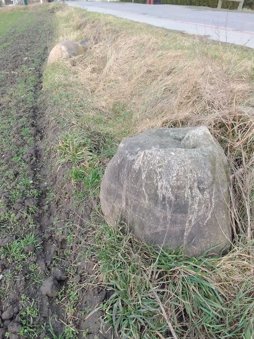 Oddam Spore Kamienie