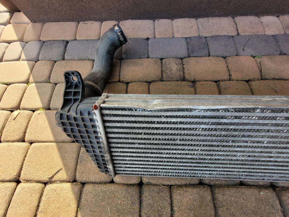 Intercooler volkswagen  T5 2010r