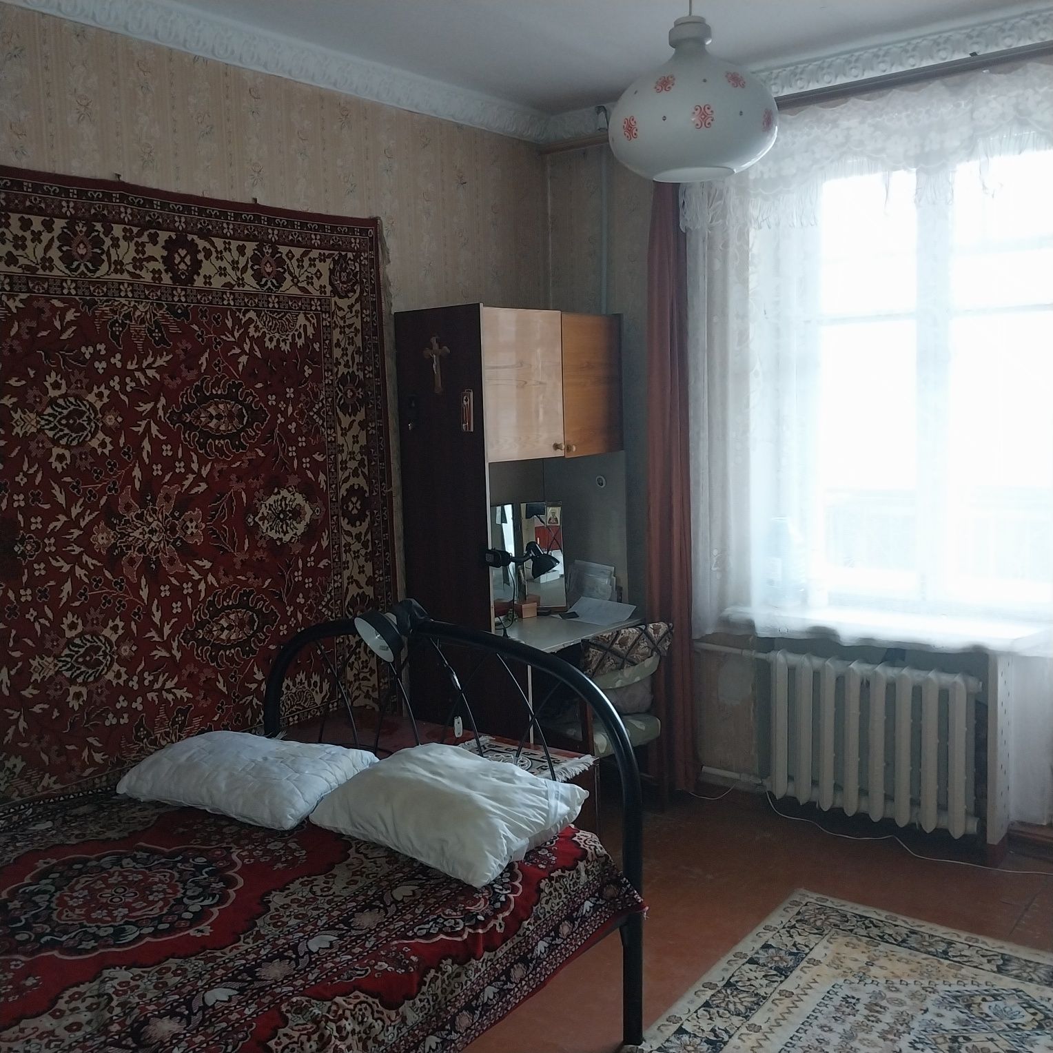 Продається 3 кімнатна квартира, район зуп ТЦ Україна, 2 поверх