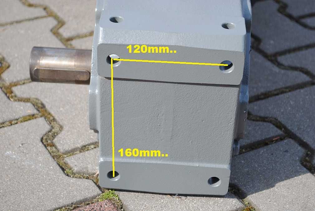 Motoreduktor kątowy 5.5kw. 265obr./min. Bonfiglioli