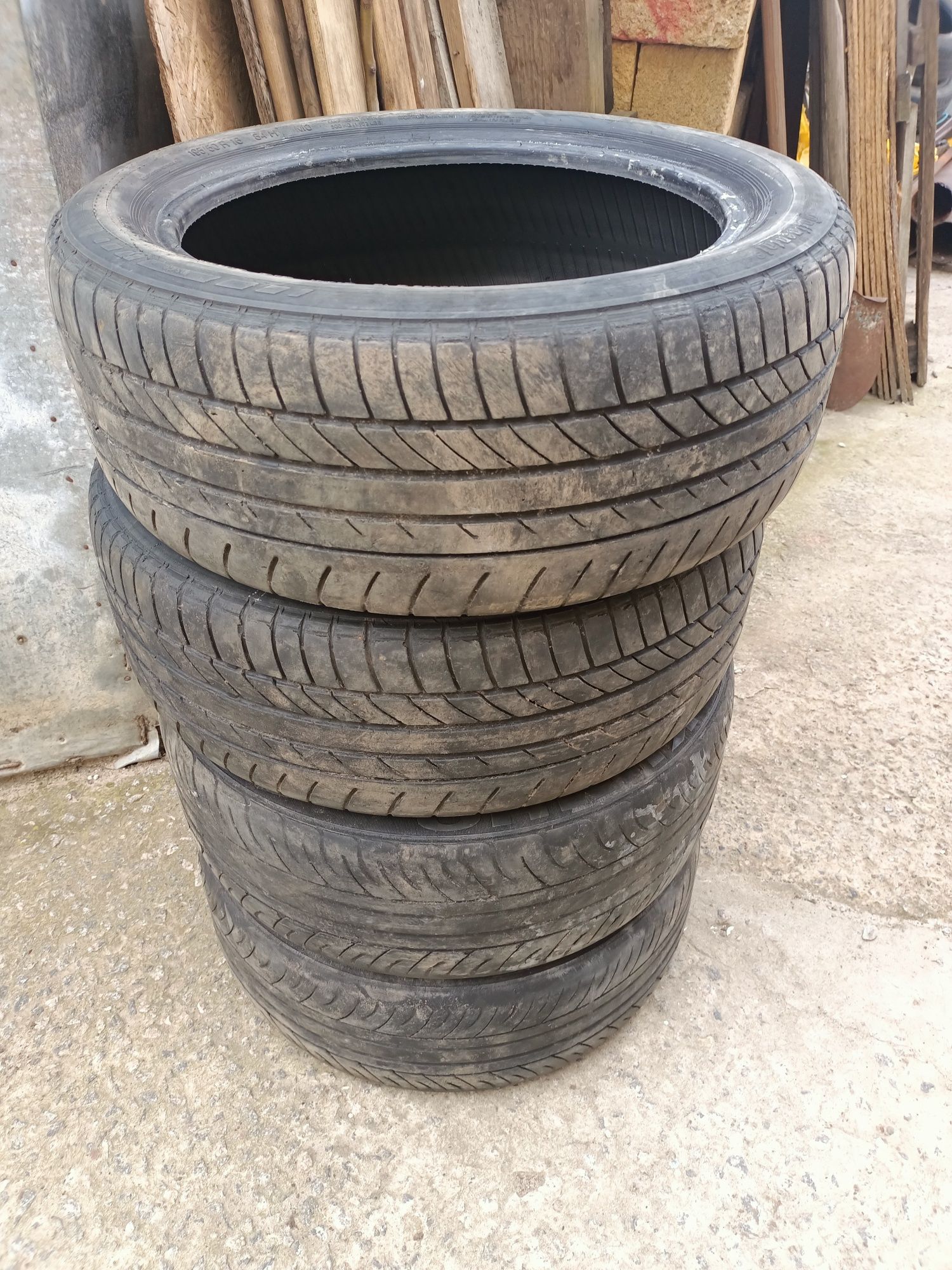 Продам покрышки 195/50 R16