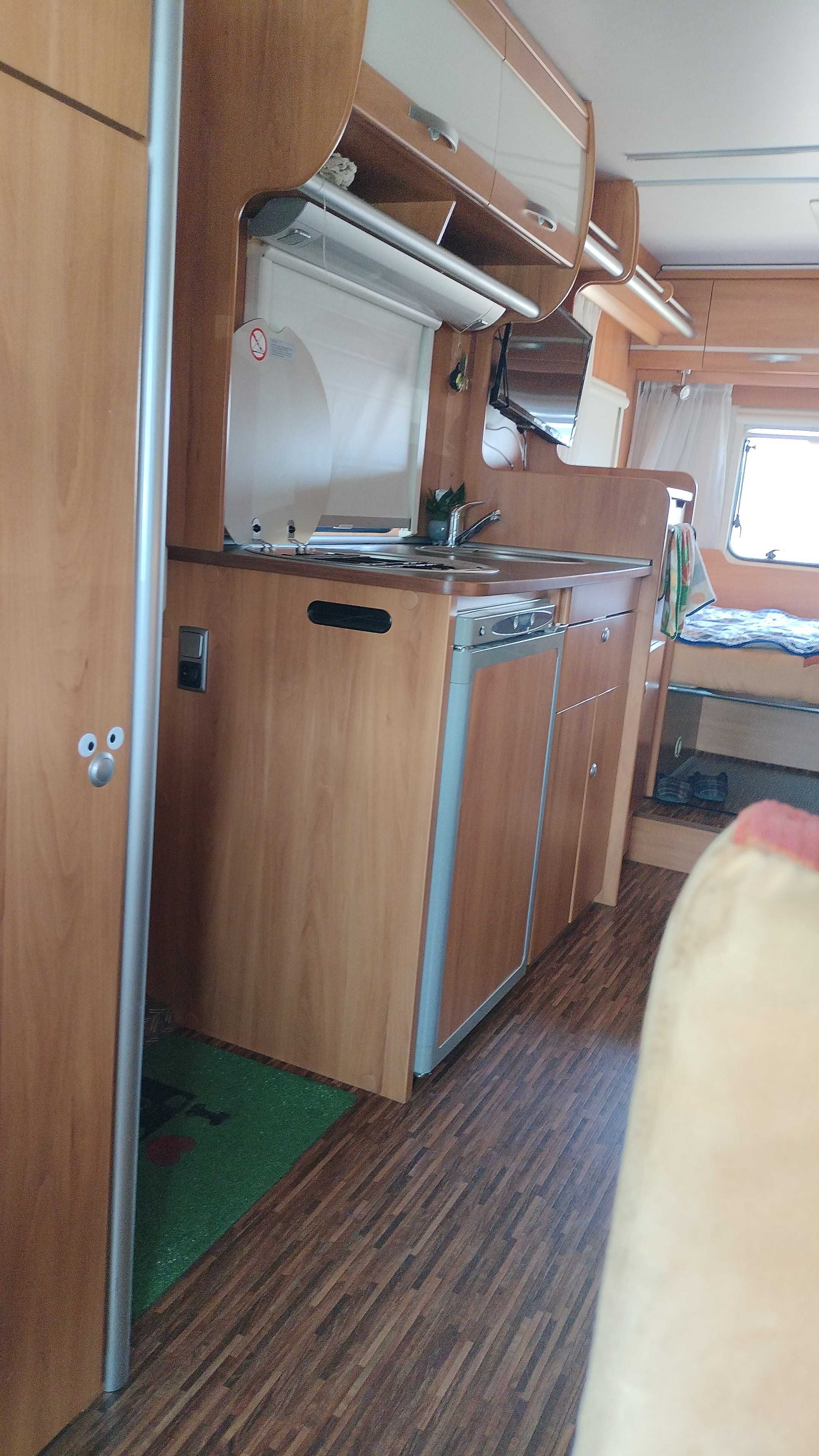 Autocaravana Ford Transit hymer c642cl 2.2 130cv