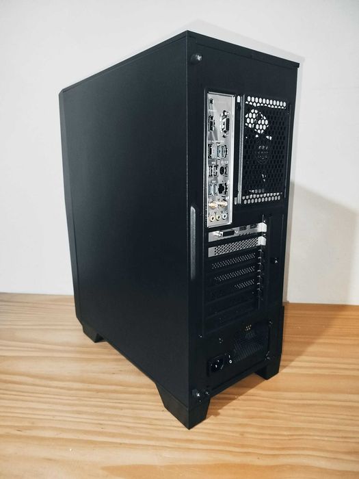 Torre Gaming [CUSTOM 2]