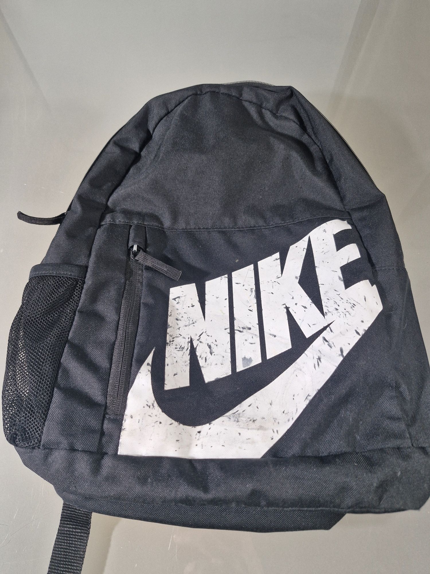 NIKE Elemental Plecak Młodzieżowy 20L Czarny Sportowy Uszkodzony Zamek
