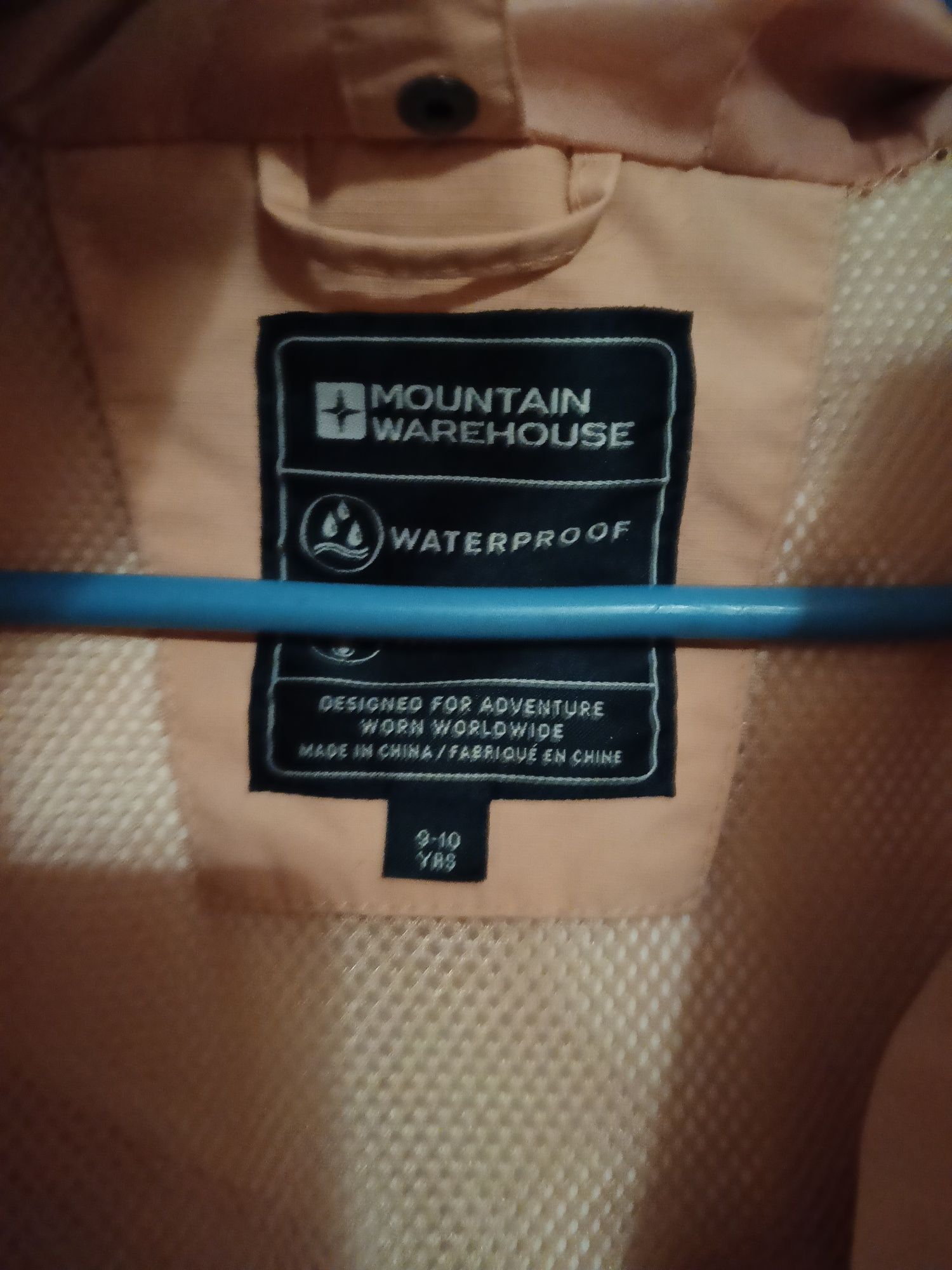 Дитяча весняна вітровка куртка Mountain warehouse 9-10 р на дівчинку