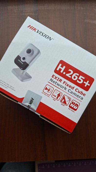 Відеокамера Hikvision 2MP аудіо/мікрофон